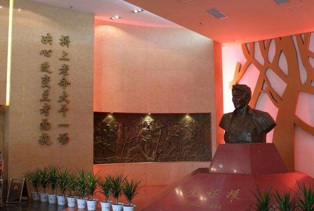 兰考红色教育基地-焦裕禄烈士墓